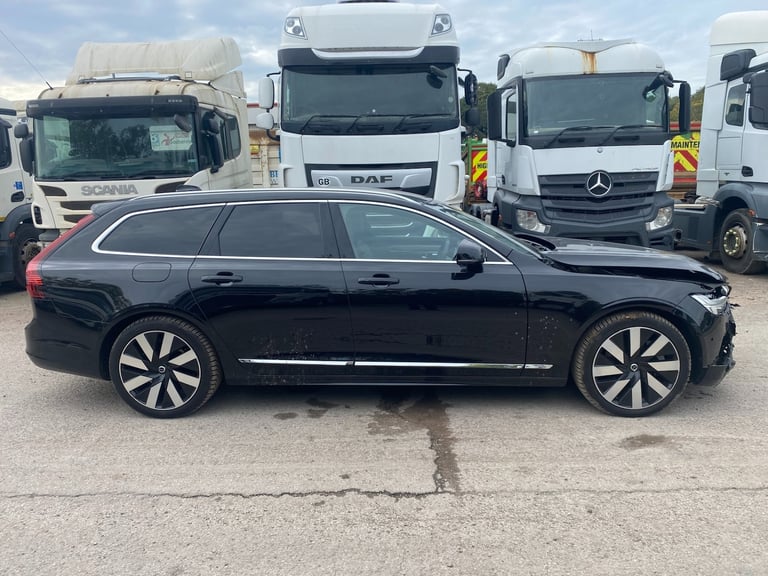 2023 VOLVO V90 RECHARGE T6 PLUS AWD 2.0 TURBO HYBRID AUTO ESTATE DAMAGED SALVAGE