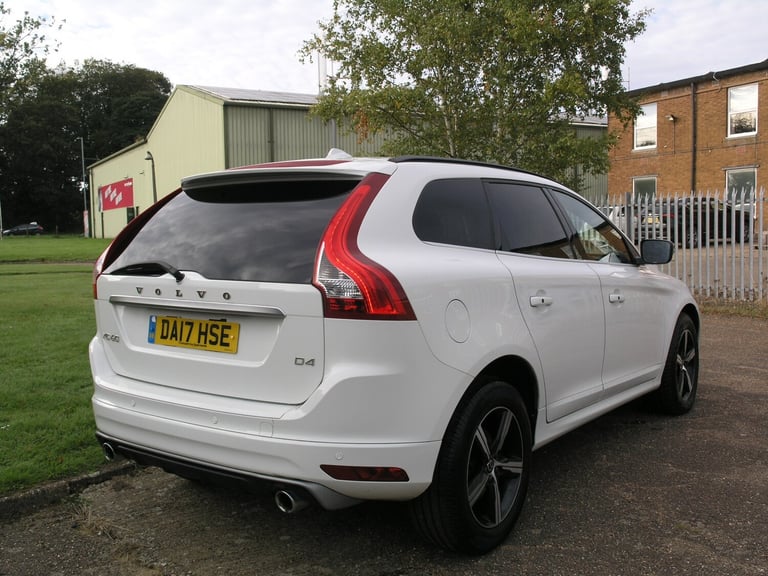 2017 Volvo XC60 D4 [190] R DESIGN Nav 5dr Geartronic ESTATE Diesel Automatic