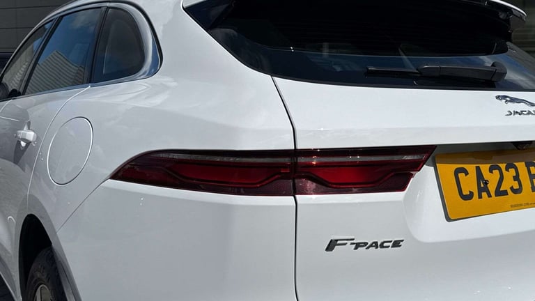  Jaguar F-Pace 2.0 P400e R-Dynamic SE 5dr Auto AWD Estate Plug-In Hy Automatic