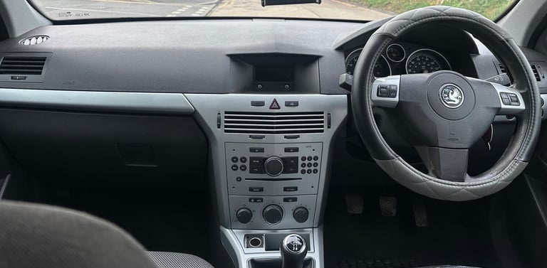 2009 Vauxhall Astra 1.6i 16V Club [115] 5dr HATCHBACK Petrol Manual