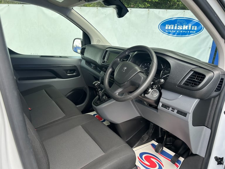 2022 Peugeot Expert 1000 1.5 BlueHDi 100 Professional Premium Van PANEL VAN Diesel Manual