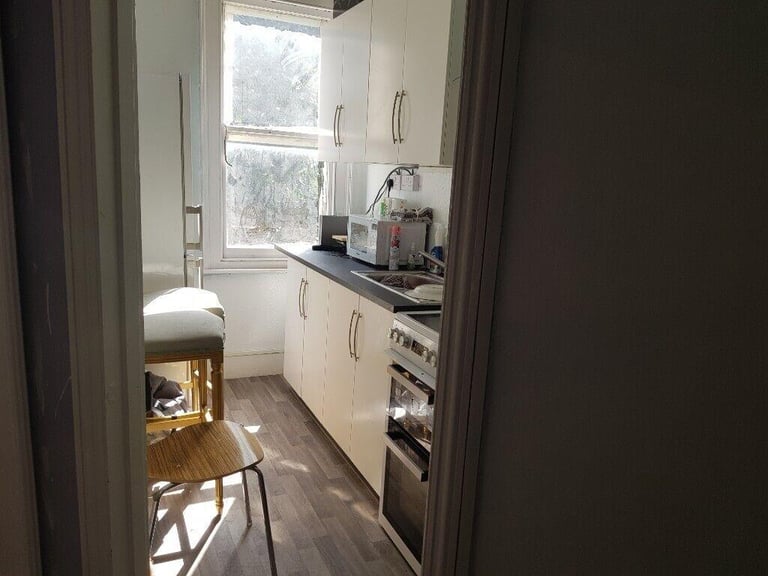 image for DOUBLE BEDSIT, HARROW ROAD, KENSAL GREEN, NW10 