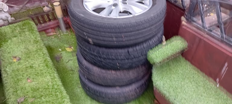 image for Nissan qashqai alloy wheels 