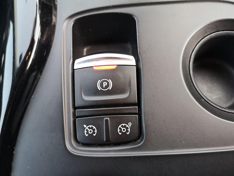 2017 Renault Kadjar 1.5 dCi Dynamique S Nav Euro 6 (s/s) 5dr HATCHBACK Diesel Manual