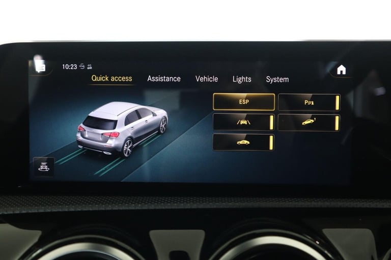 2019 Mercedes-Benz A-Class 1.3 A200 AMG Line (Executive) 7G-DCT Euro 6 (s/s) 5dr Hatchback Petrol...