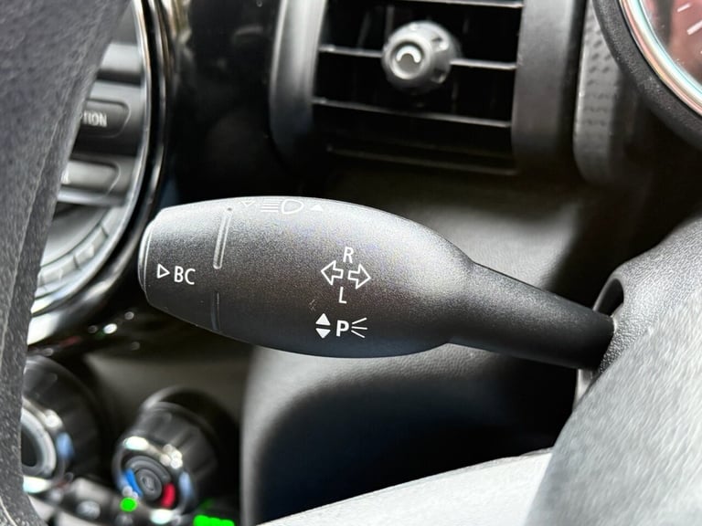 2017 67 MINI HATCH 1.5 COOPER HATCHBACK 3DR PETROL AUTO EURO 6 (S/S) (136 PS)