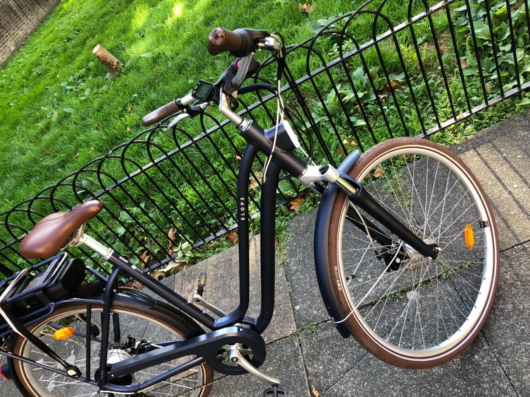Lovely Adult Electric City Bike Bicycle 36V Battery Elops in very good condition 