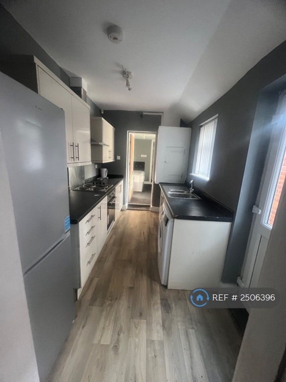 4 bedroom house in Harford Street, Middlesbrough, TS1 (4 bed) (#2506396)
