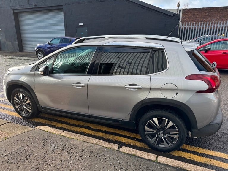 Peugeot 2008 1.2 PureTech Allure SUV 5dr Petrol Manual Euro 6 (82 ps)