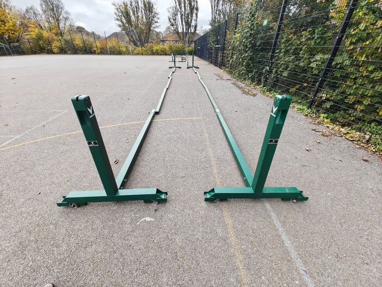 Tennis posts Vermont and Harris 