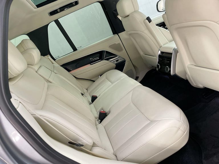 2022 Land Rover Range Rover 3.0 P400 MHEV HSE SUV 5dr Petrol Auto 4WD Euro 6 (s/s) (400 ps) [SLID...