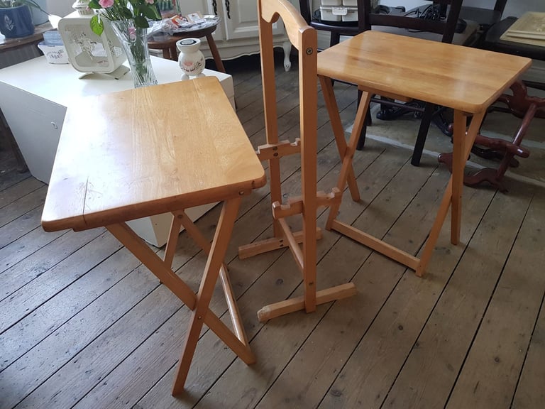 Folding table set with stand £200
