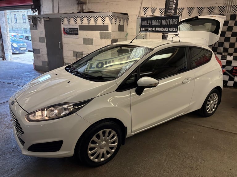 FORD FIESTA 1.25 Style 2013