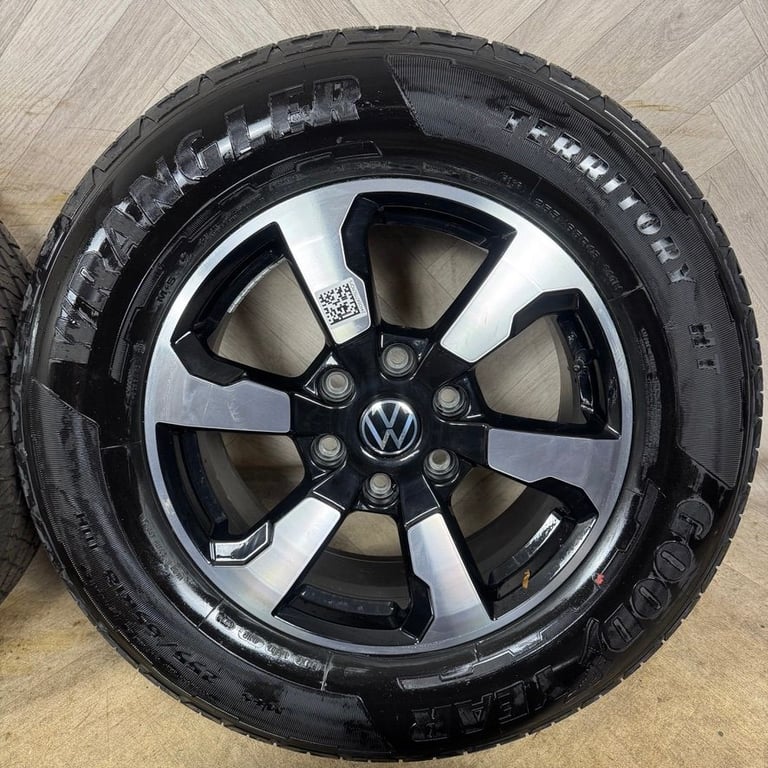 18'' GENUINE VW AMAROK 2024 DELIVERY MILES ALLOY WHEELS TYRES ALLOYS RANGER 6X139.7