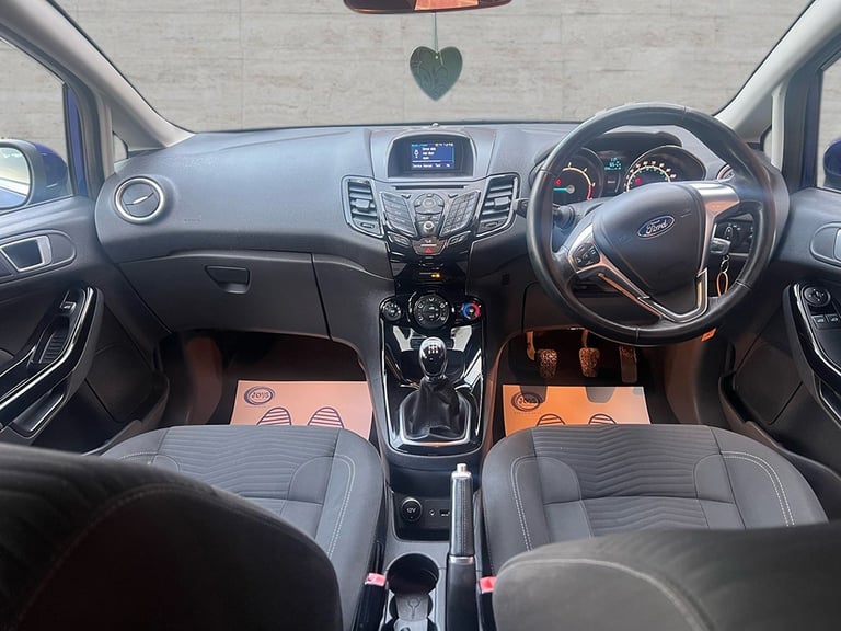 6 MONTHS WARRANTY, DRIVES NICE AND COMRORTABLE 