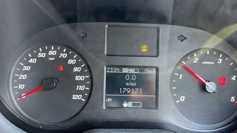 PRICE REDUCED - 2018 Mercedes Benz SPRINTER 314 CDI L2 3.5t H1 VAN – MANUAL – DIESEL – NO VAT