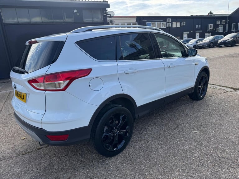 2015 Ford Kuga 2.0 TDCi Titanium AWD Euro 6 (s/s) 5dr HATCHBACK Diesel Manual
