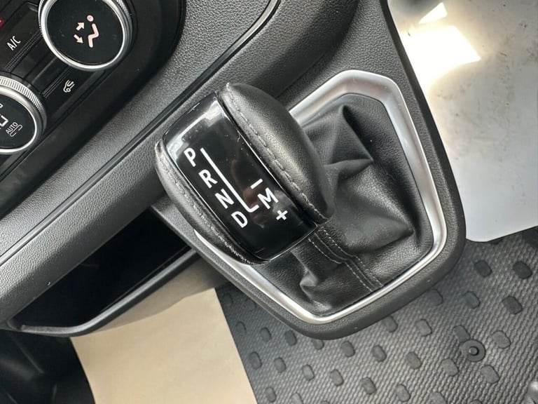 2023 Renault Trafic 2.0 dCi Blue 28 Sport+ Panel Van 5dr Diesel EDC SWB Euro 6 (s/s) (170 ps) PAN...