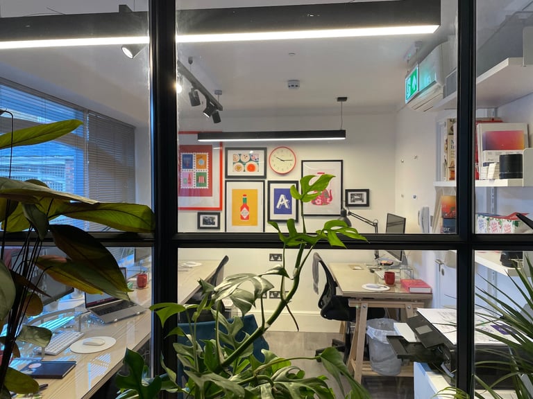 image for Desk Rental with Meeting Room