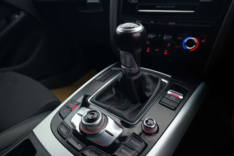 2014 Audi A4 2.0 A4 S Line TDI 4dr Saloon Diesel Manual