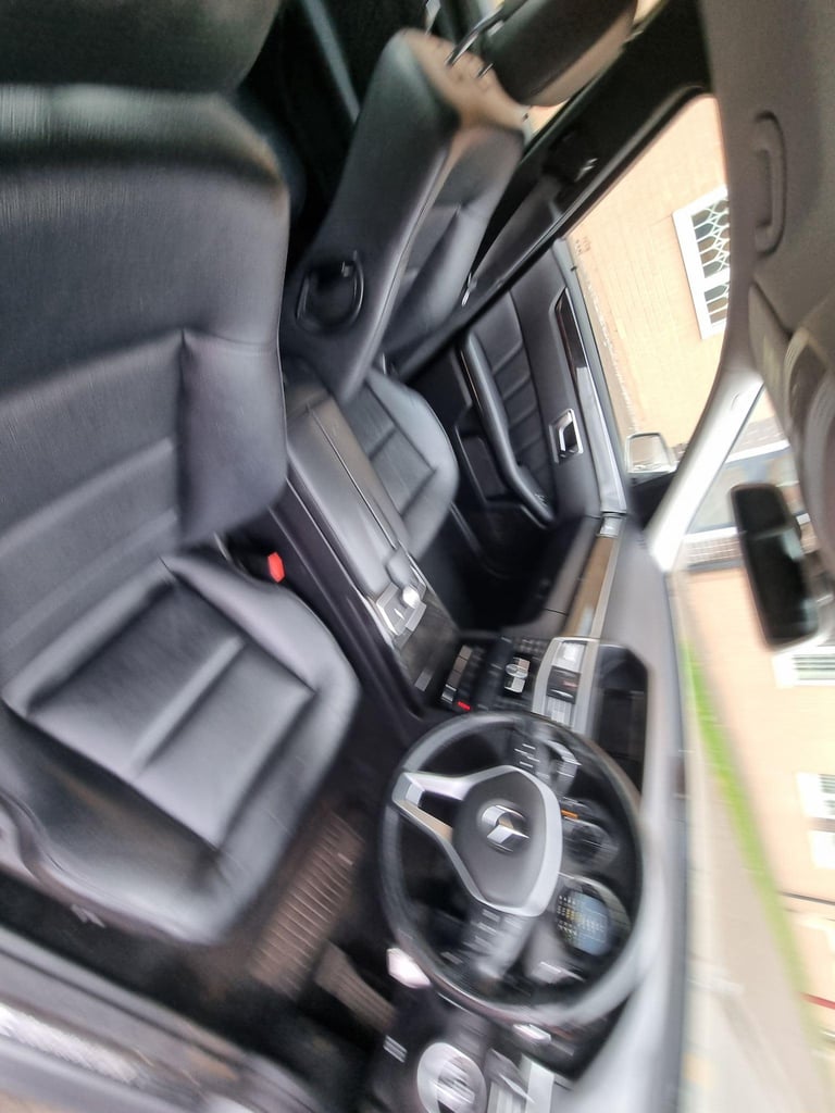 2013 Mercedes-Benz E Class 2.1 E300dh BlueTEC G-Tronic+ Euro 5 (s/s) 4dr SALOON Diesel/Electric H...