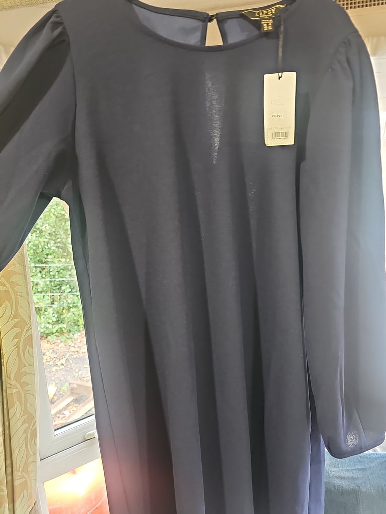 Size 16 bundle New lipsy dresses x 4 & lipsy jumpsuit 