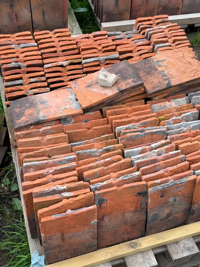 Handmade Reclaim Clay Roof Tiles