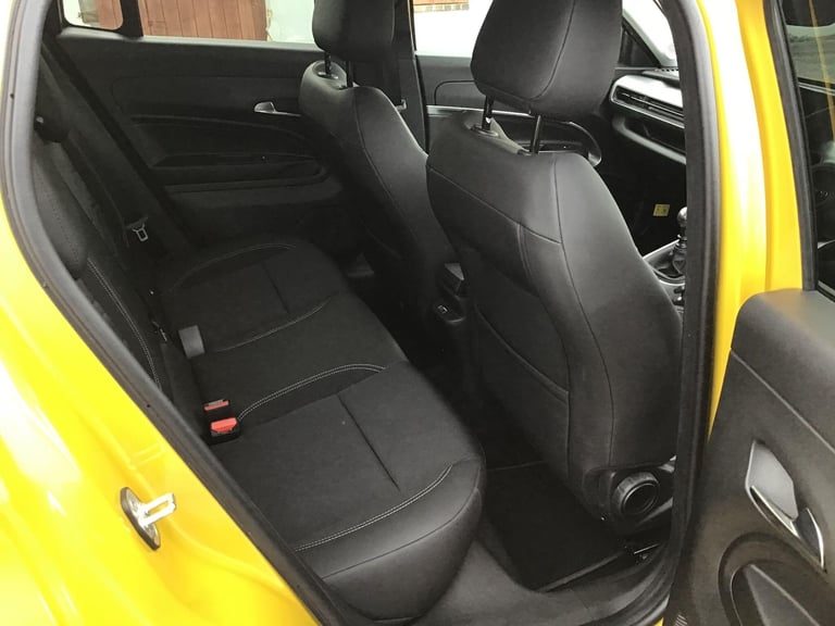 2024 Jeep Avenger Summit 1.2 100hp Mt HATCHBACK Petrol Manual