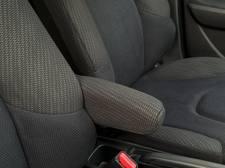 2013 Honda Jazz 1.4 i-VTEC ES Plus Hatchback 5dr Petrol CVT Euro 5 (99 ps) Hatchback Petrol Autom...