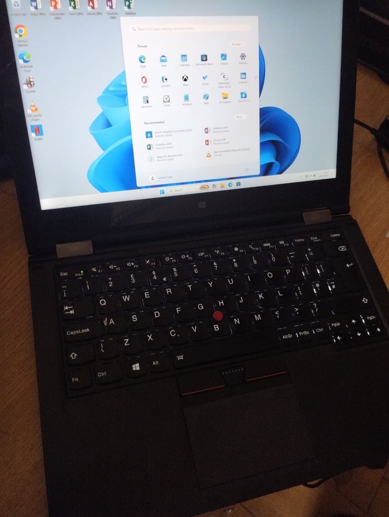 Hybrid Touchscreen Lenovo Full Office, Windows 11, 8GB RAM, i5, 128GB SSD, Backlit KB, WEBCAM, HDMI
