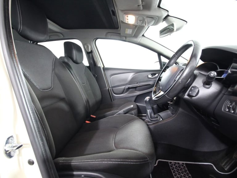 2016 Renault Clio 0.9 TCe Dynamique Nav Hatchback 5dr Petrol Manual Euro 6 (s/s) (90 ps) Hatchbac...