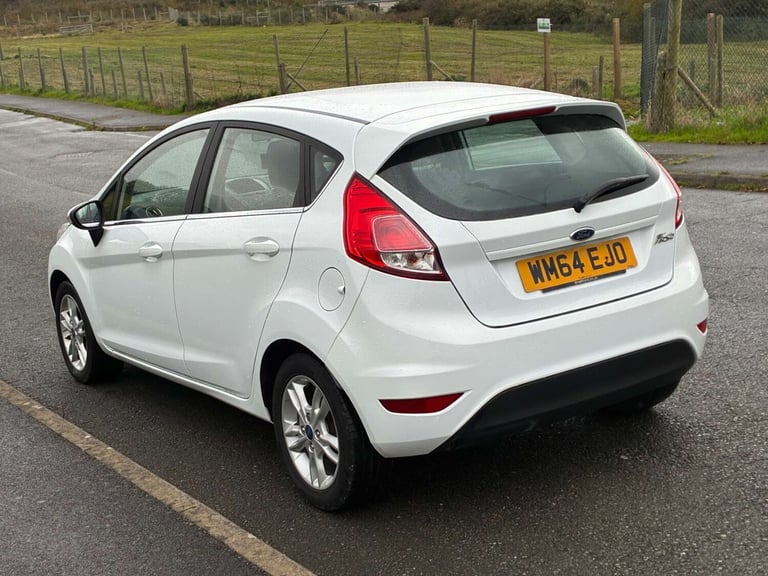 2015 Ford Fiesta 1.2 Fiesta Zetec 5dr Hatchback Petrol Manual