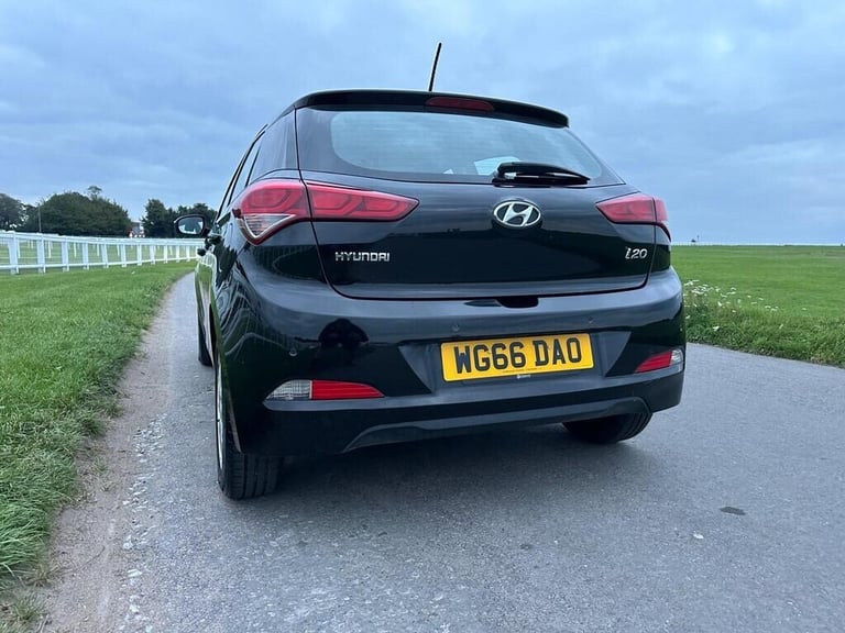 2016 Hyundai i20 1.2 SE 5dr HATCHBACK Petrol Manual