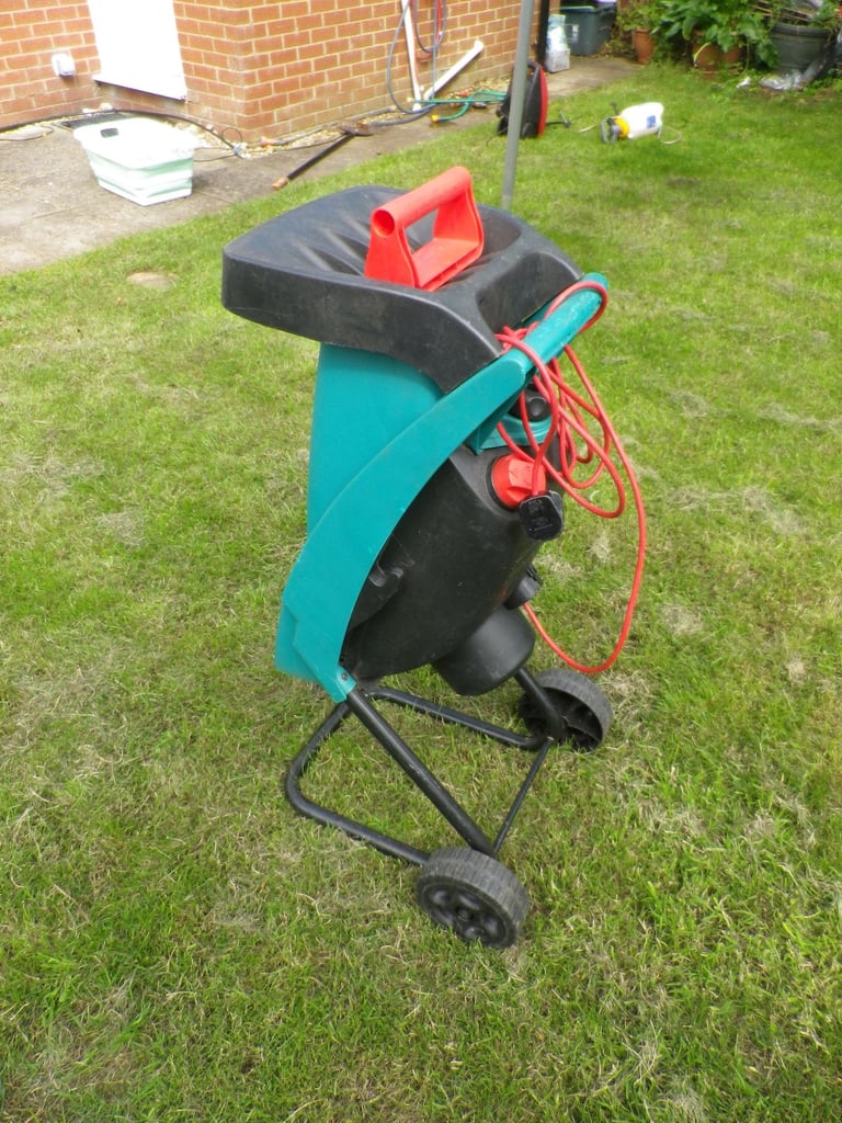 BOSCH AXT RAPID 2000 GARDEN SHREDDER
