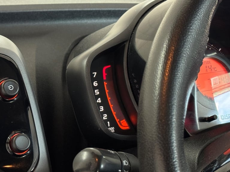 2019 Toyota AYGO 1.0 VVT-i x-play Euro 6 5dr HATCHBACK Petrol Manual