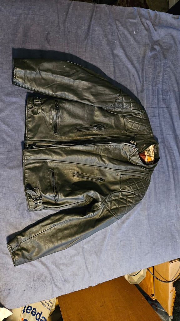 image for 1980's WOLF LEATHERS Cafe RacerJacket painted motorbike jacket - Hand Painted Queensryche - 44'