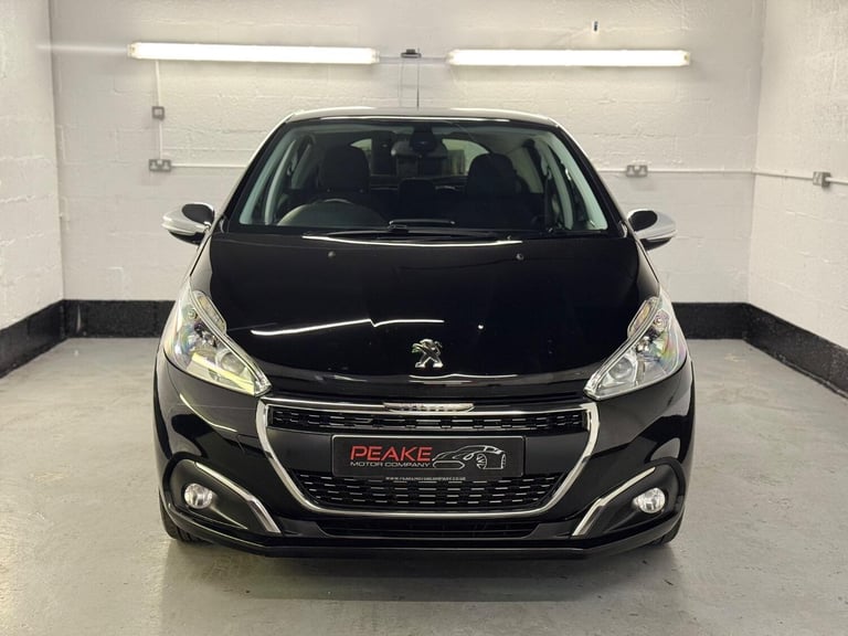 2017 Peugeot 208 1.2 Puretech Allure PETROL/MANUAL/5-DR