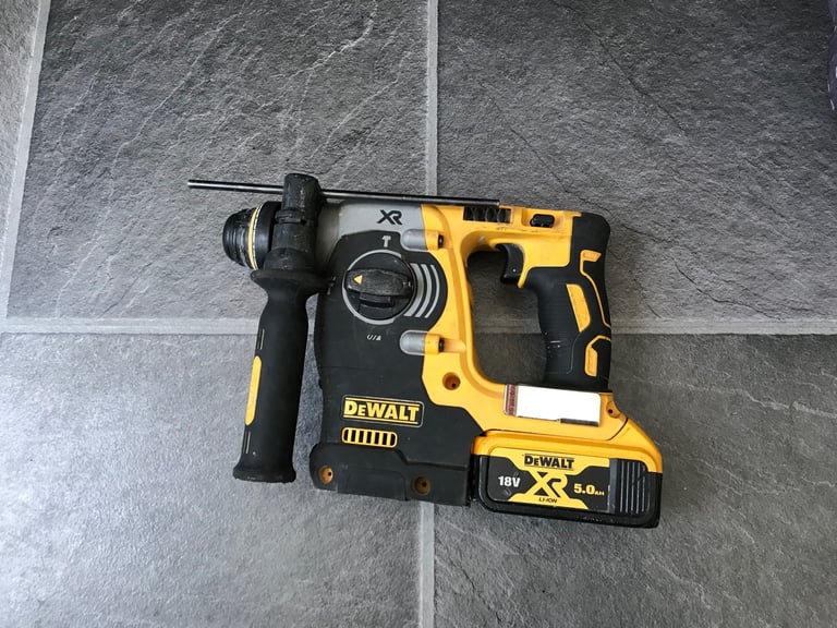 DeWalt 18v Brushless SDS Hammer Drill