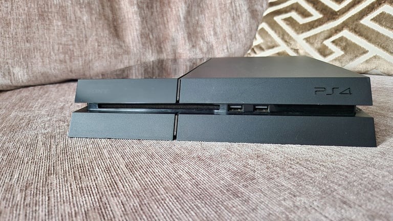 Sony Playstation 4 PS4 Game Console 500Gb FW9.03