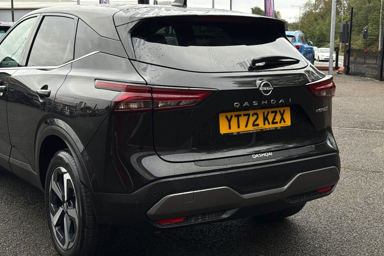 2022 Nissan Qashqai 1.3 DIG-T MHEV N-Connecta XTRON Euro 6 (s/s) 5dr SUV PETROL Automatic