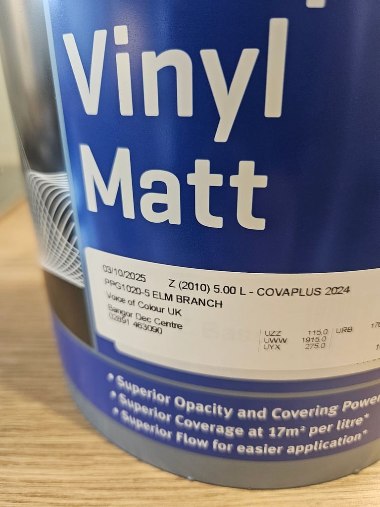 5 litre tin Johnstones Elm wood matt paint paint
