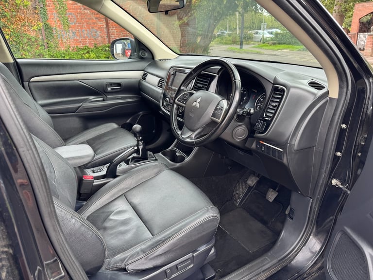 2014 Mitsubishi Outlander 2.2 DI-D GX4 SUV 5dr Diesel Manual 4WD Euro 5 (s/s)