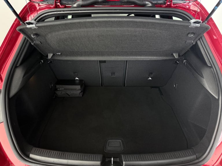 2022 Mercedes-Benz A-Class 1.3 A200 Sport (Executive) 7G-DCT Euro 6 (s/s) 5dr HATCHBACK Petrol Au...