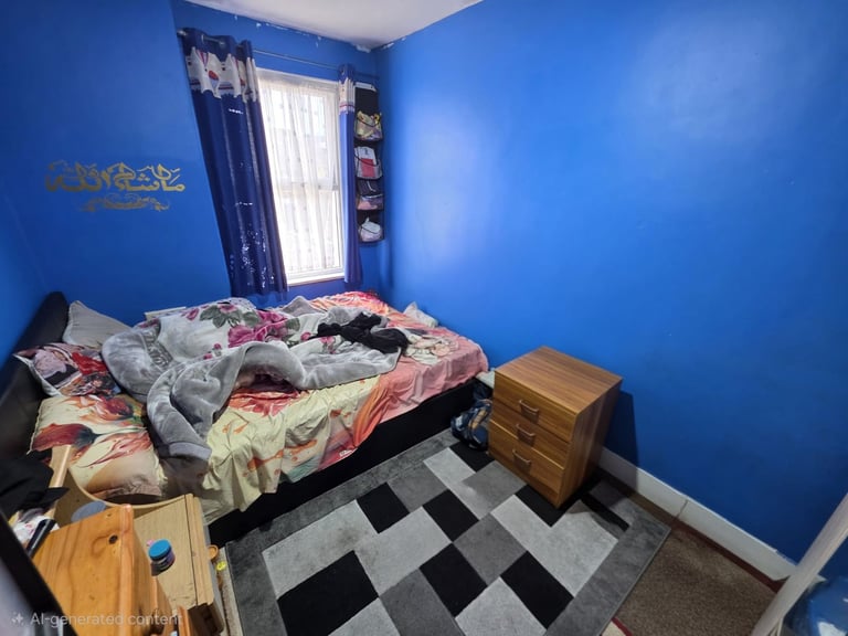 NEW LISTING**3/4 Bedrooms**High Town Area**OFF-STREET PARKING**