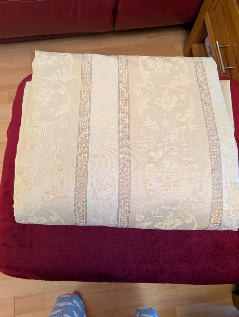 Quality golden damask lined curtains 112'wide x 86" drop