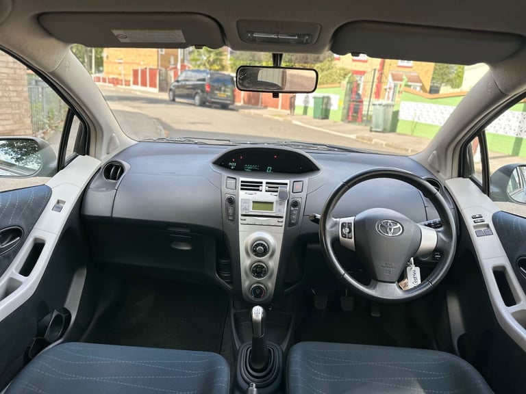 2008 Toyota Yaris 1.0 VVT-i TR 5dr HATCHBACK Petrol Manual
