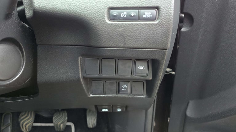 2019 Nissan Qashqai 1.3 DiG-T Tekna 5dr Hatchback Petrol Manual