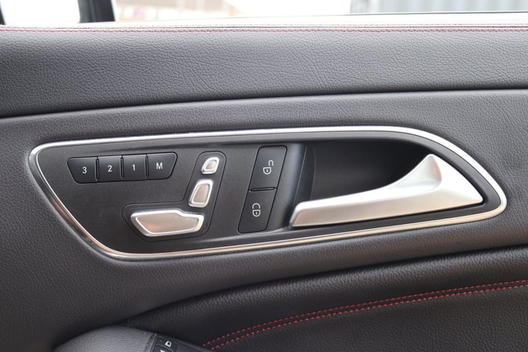  Mercedes-Benz CLA 2.0 CLA45 AMG Coupe SpdS DCT 4MATIC - AMG EXHAUST - FULL SPEC