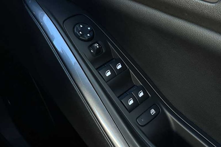 2020 Vauxhall Grandland X 1.2 Turbo Elite Nav Premium SUV 5dr Petrol Auto Euro 6 (s/s) (130 ps) S...