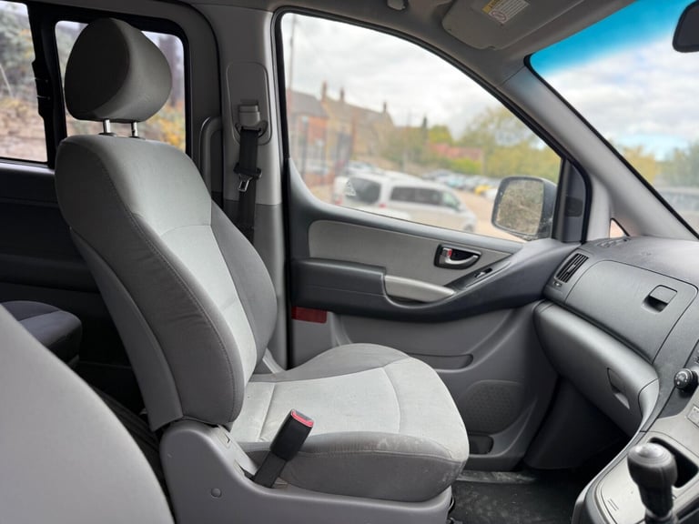 2010 Hyundai i800 2.5 CRDi Style Euro 4 5dr MPV Diesel Manual